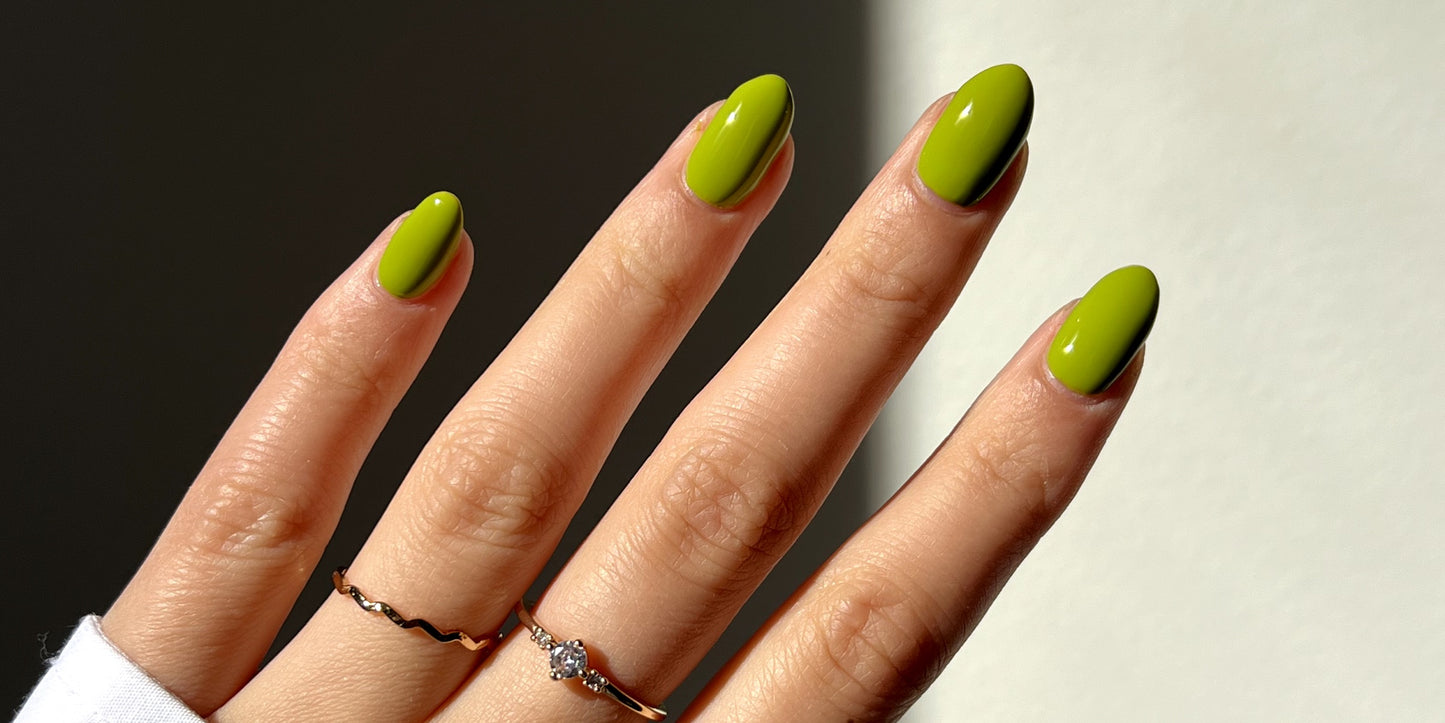 Gels, acrylics, SNS and nail polish; what's the difference in 2024?
